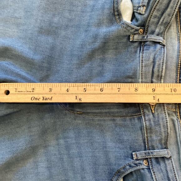 Levi's Women's 711 Skinny Not Now Distressed Mid- Rise Plus Size Jeans Size 18W - Picture 5 of 11